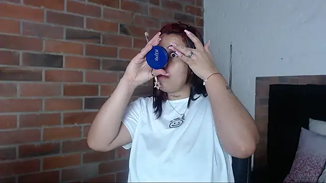 salome  hills1 online show from 03/04/25, 09:11