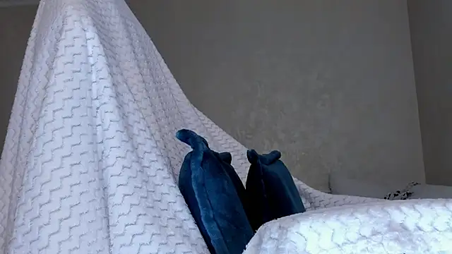 Britney Ross online show from 12/25/24, 05:26