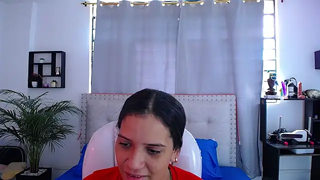 Chiqui milk  online show from 03/20/25, 07:14