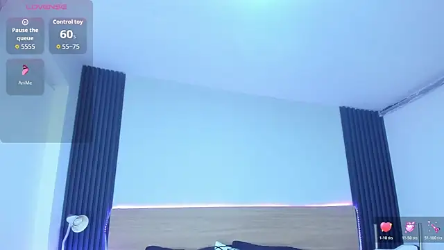 Chiqui milk  online show from 10/27/25, 06:56