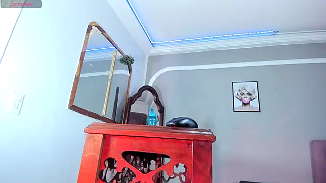 Jimena Grey online show from 10/23/25, 01:49