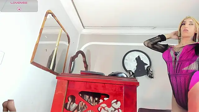 Jimena Grey online show from 11/20/25, 06:02