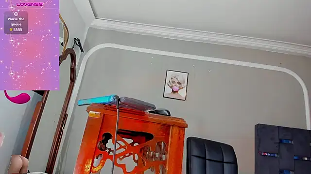 Snapshot of Jimena_Grey chatting on 02/17/26, 09:10 Jimena Grey online show from 02/17/26, 09:10