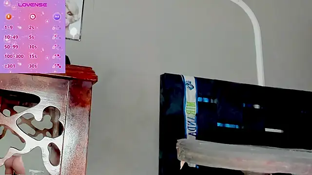 Jimena Grey online show from 06/06/26, 01:43