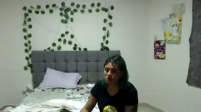 Snapshot of 69_anal_hard chatting on 02/20/25, 09:42 69 anal hard online show from 02/20/25, 09:42