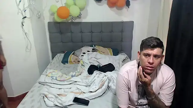 Snapshot of 69_anal_hard chatting on 10/15/25, 01:44 69 anal hard online show from 10/15/25, 01:44