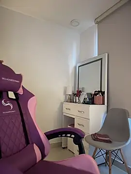 Hips hannah online show from 11/14/25, 08:51