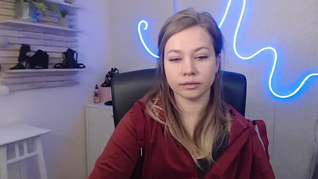 holly xglam online show from 01/20/25, 04:32