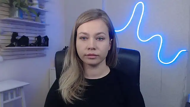 holly xglam online show from 01/21/25, 09:35