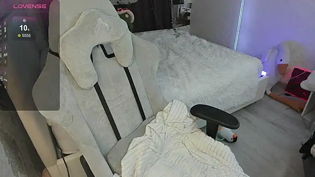 SophiaRyder online show from 11/05/25, 09:15