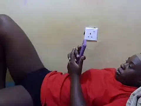 Snapshot of sweet_lily2 chatting on 03/21/25, 04:06 sweet lily2 online show from 03/21/25, 04:06