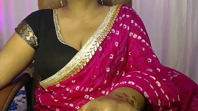 Snapshot of Prita07 chatting on 11/04/25, 11:20 Prita07 online show from 11/04/25, 11:20