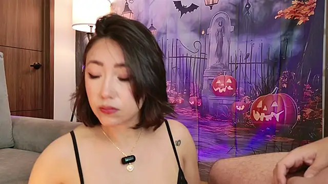 Hot Couple666 online show from 10/28/25, 04:31