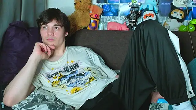 Snapshot of pepedastro chatting on 10/03/25, 09:45 pepedastro online show from 10/03/25, 09:45