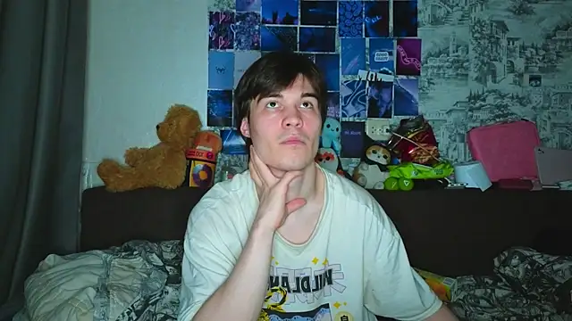 Snapshot of pepedastro chatting on 10/05/25, 09:13 pepedastro online show from 10/05/25, 09:13