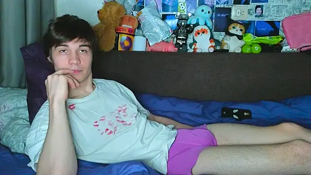 Snapshot of pepedastro chatting on 10/08/25, 09:23 pepedastro online show from 10/08/25, 09:23