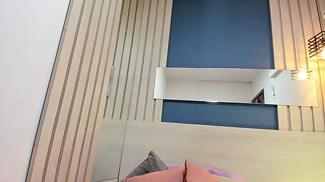 miel gomez online show from 10/06/25, 10:29