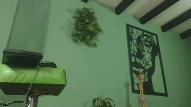 thirstymoonxx online show from 11/20/25, 04:01