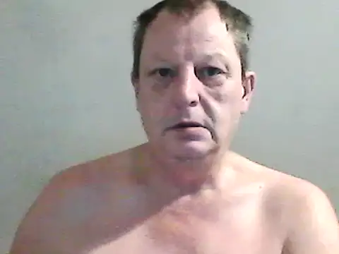 Snapshot of chubbybear2cum chatting on 12/12/24, 06:03 chubbybear2cum online show from 12/12/24, 06:03