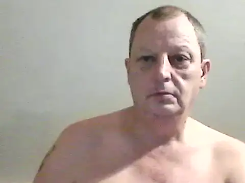 Snapshot of chubbybear2cum chatting on 12/26/24, 12:05 chubbybear2cum online show from 12/26/24, 12:05
