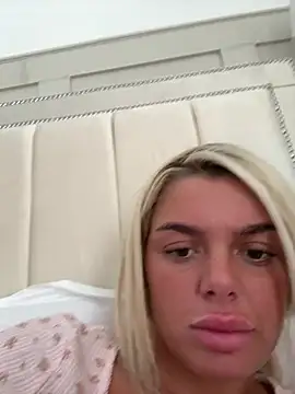 IrishTeenBarbie69 online show from 03/27/26, 09:53