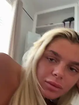 IrishTeenBarbie69 online show from 04/10/26, 10:20