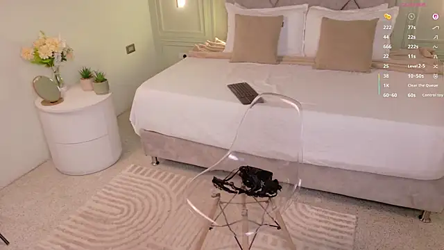  Miss Kimm online show from 04/15/26, 12:34