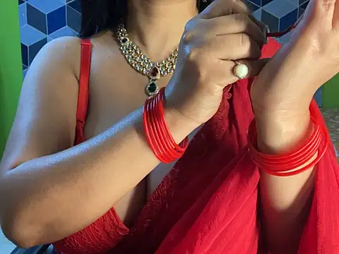 Aishwarya 101  online show from 03/05/25, 02:57