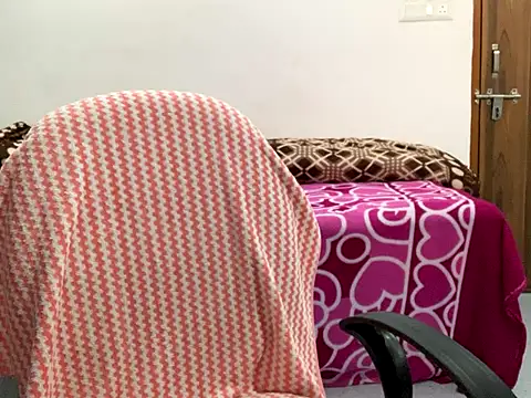 Aishwarya 101  online show from 12/03/25, 02:30