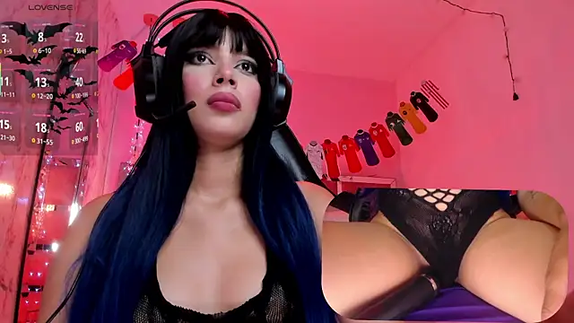 SweetieCloe  online show from 07/15/26, 01:49