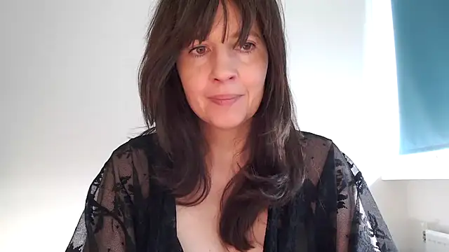 Ella Next Door online show from 02/15/26, 09:41