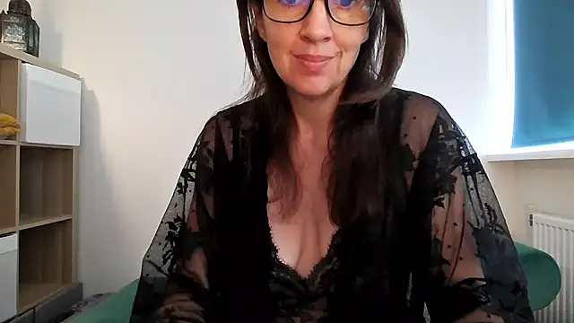 Ella Next Door online show from 07/12/26, 06:48