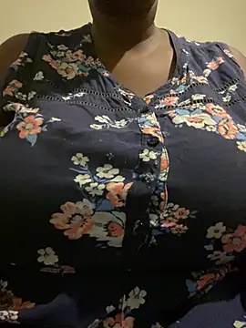 Snapshot of Naughty-sonia2 chatting on 07/18/26, 06:12 Naughty-sonia2 online show from 07/18/26, 06:12