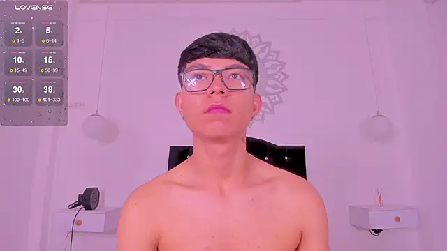 CodyTwink online show from 11/07/25, 03:12