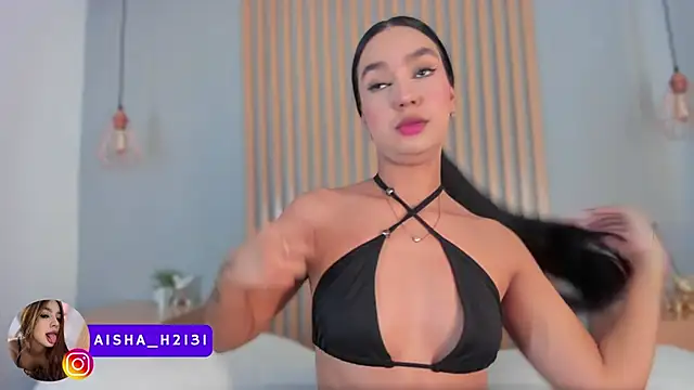 aisha h  online show from 10/09/25, 08:18