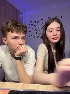 CoddleWeeper  online show from 03/14/26, 05:40