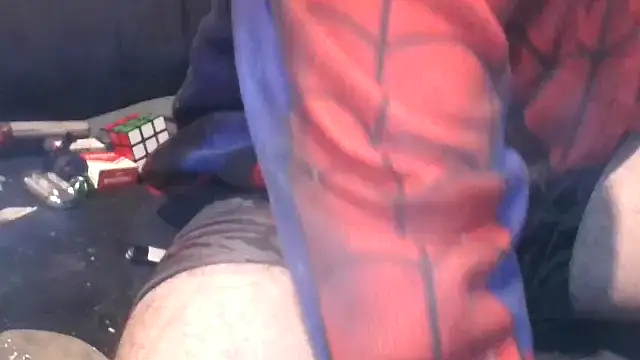 robeaulieu02 online show from 02/19/25, 05:27