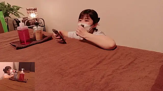 Snapshot of ManaMi-maru chatting on 02/03/26, 12:43 ManaMi-maru online show from 02/03/26, 12:43