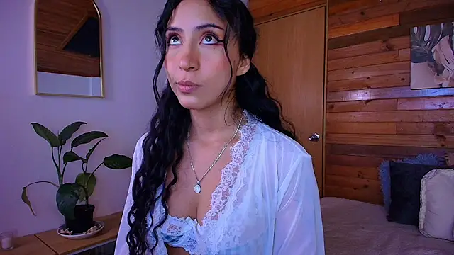 amber curly online show from 05/28/26, 08:17