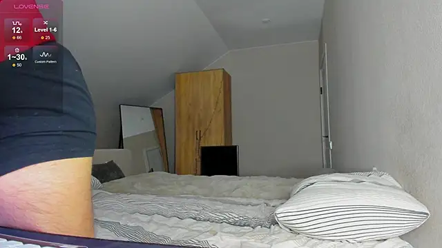 TaisonBrownX online show from 01/12/25, 03:03