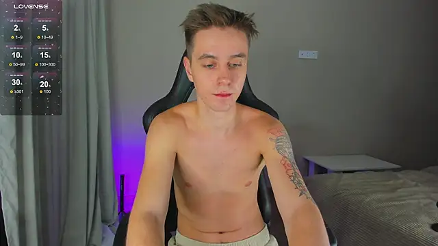 TaisonBrownX online show from 02/13/25, 07:21