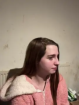 Snapshot of EvieRoseex chatting on 12/20/24, 10:32 EvieRoseex online show from 12/20/24, 10:32