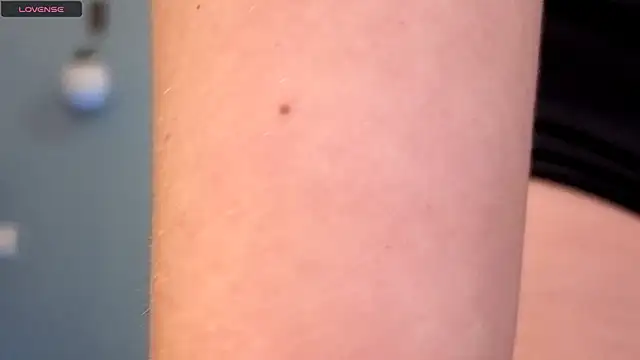 AnnaMaee online show from 02/10/25, 12:52