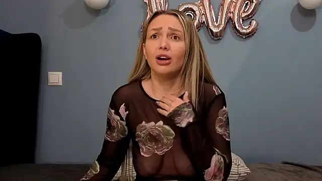 AnnaMaee online show from 02/28/25, 03:26