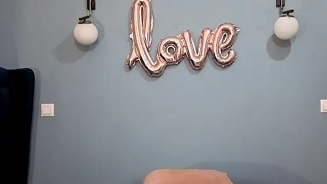 AnnaMaee online show from 03/13/25, 11:27