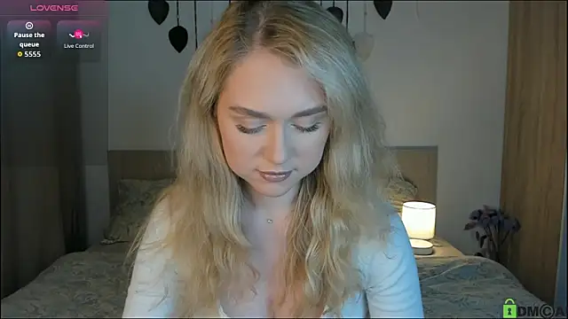 TheVanessaMaes online show from 09/15/25, 11:38