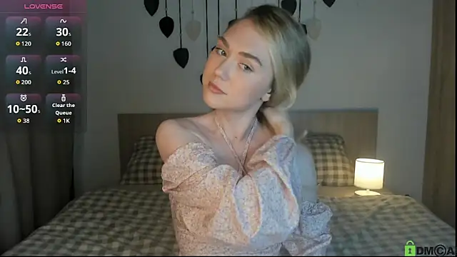 TheVanessaMaes online show from 10/15/25, 08:31