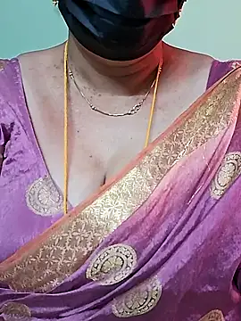 ananya956 online show from 03/19/25, 10:33