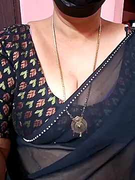 ananya956 online show from 09/08/25, 08:19