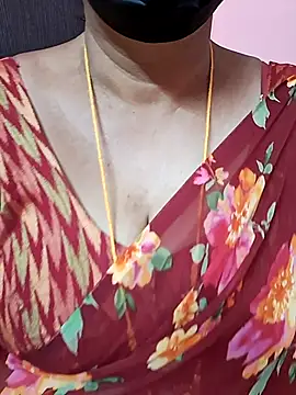 ananya956 online show from 09/19/25, 06:15